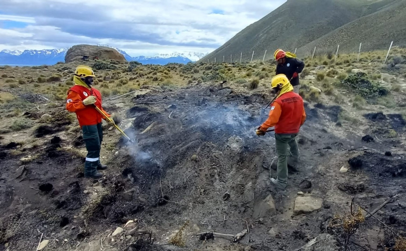 Incendio en cercanías del Puesto Kaiken Aike, Estancia Santa Margarita – El Chaltén