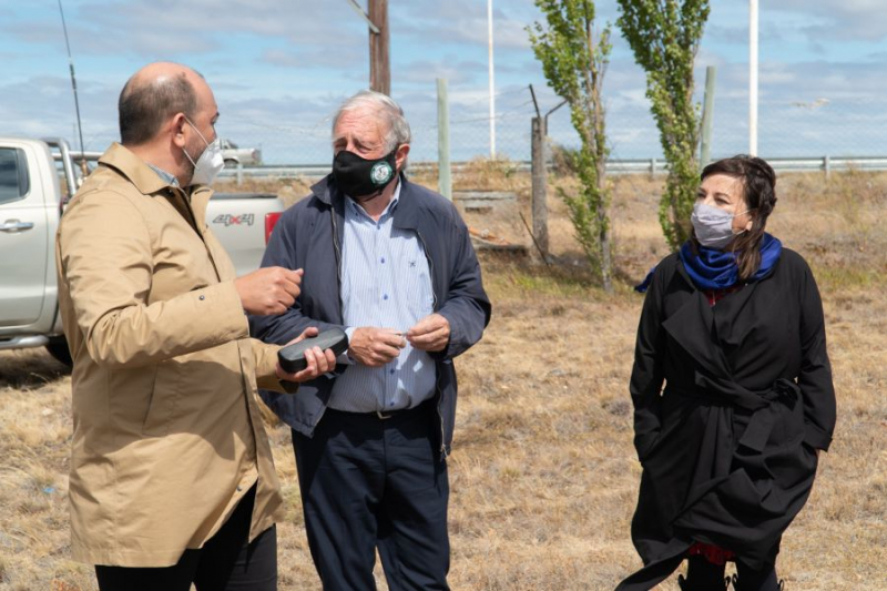 Autoridades recorrieron el predio donde se construirá el futuro Polo Científico Tecnológico de Santa Cruz