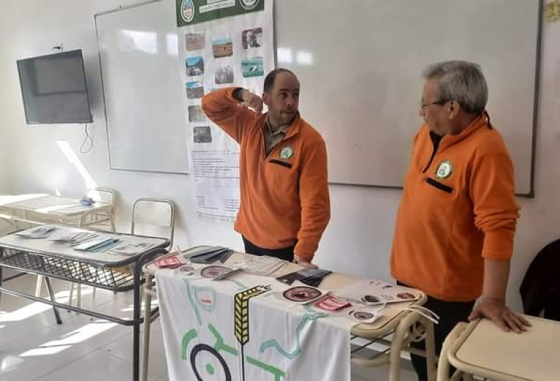 El CAP presente en el 20º aniversario del Colegio Secundario de El Chaltén