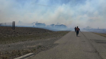 CAP coordinará acciones a seguir: Se controló el incendio sobre pastizales en Río Gallegos y se dispuso guardia de cenizas